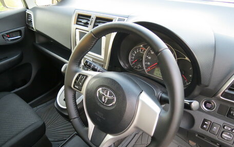 Toyota Ractis II, 2014 год, 890 000 рублей, 14 фотография