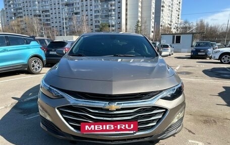 Chevrolet Malibu IX, 2019 год, 1 400 000 рублей, 4 фотография