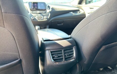 Chevrolet Malibu IX, 2019 год, 1 400 000 рублей, 17 фотография