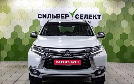 Mitsubishi Pajero Sport III рестайлинг, 2017 год, 2 800 000 рублей, 3 фотография