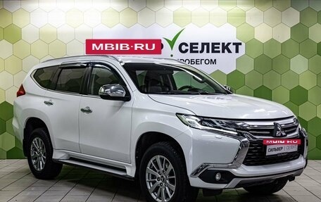 Mitsubishi Pajero Sport III рестайлинг, 2017 год, 2 800 000 рублей, 5 фотография