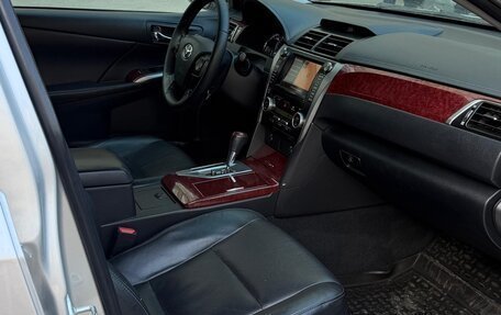 Toyota Camry, 2012 год, 1 580 000 рублей, 7 фотография