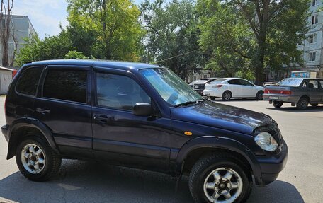 Chevrolet Niva I рестайлинг, 2004 год, 270 000 рублей, 2 фотография