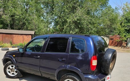 Chevrolet Niva I рестайлинг, 2004 год, 270 000 рублей, 4 фотография
