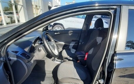 Hyundai Solaris II рестайлинг, 2012 год, 670 000 рублей, 9 фотография