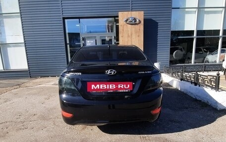 Hyundai Solaris II рестайлинг, 2012 год, 670 000 рублей, 5 фотография