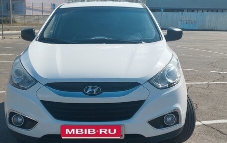 Hyundai ix35 I рестайлинг, 2012 год, 1 450 000 рублей, 2 фотография