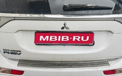 Mitsubishi Outlander III рестайлинг 3, 2013 год, 1 400 000 рублей, 1 фотография