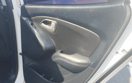 Hyundai ix35 I рестайлинг, 2012 год, 1 450 000 рублей, 20 фотография
