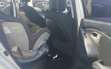 Hyundai ix35 I рестайлинг, 2012 год, 1 450 000 рублей, 21 фотография