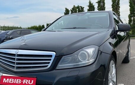 Mercedes-Benz C-Класс, 2011 год, 1 200 000 рублей, 8 фотография