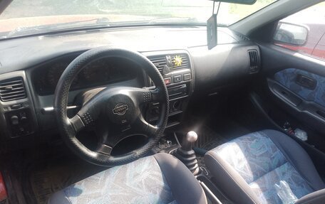 Nissan Almera, 1998 год, 300 000 рублей, 4 фотография