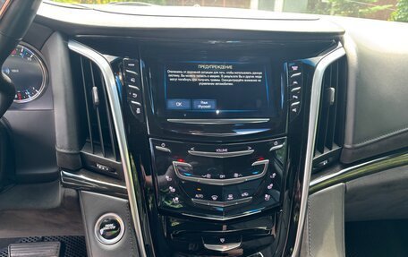 Cadillac Escalade IV, 2019 год, 5 500 000 рублей, 14 фотография