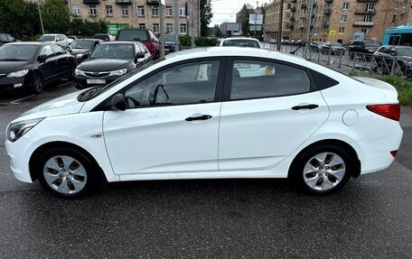 Hyundai Solaris II рестайлинг, 2015 год, 830 000 рублей, 2 фотография