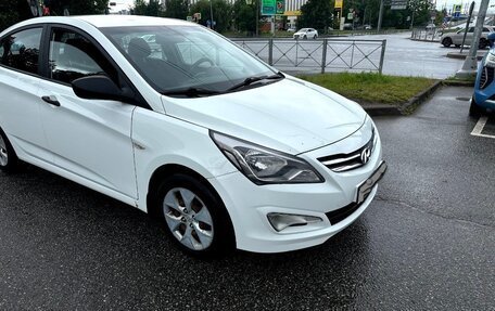 Hyundai Solaris II рестайлинг, 2015 год, 830 000 рублей, 7 фотография