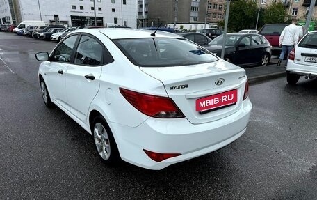 Hyundai Solaris II рестайлинг, 2015 год, 830 000 рублей, 3 фотография