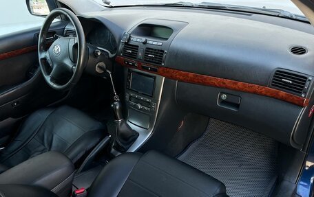 Toyota Avensis III рестайлинг, 2006 год, 650 000 рублей, 14 фотография