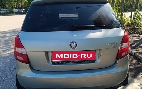 Skoda Fabia II, 2010 год, 735 000 рублей, 1 фотография