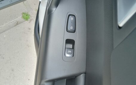 KIA Sportage IV рестайлинг, 2020 год, 2 000 000 рублей, 23 фотография