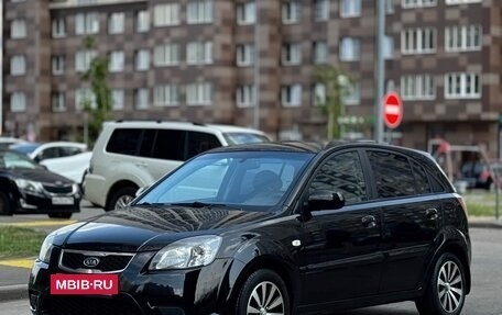 KIA Rio II, 2010 год, 600 000 рублей, 2 фотография