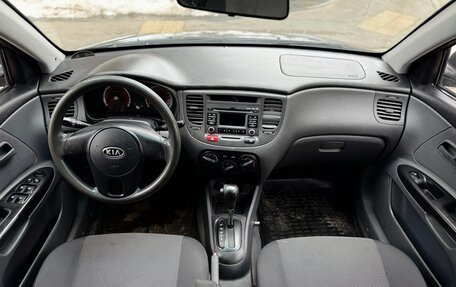 KIA Rio II, 2010 год, 600 000 рублей, 24 фотография