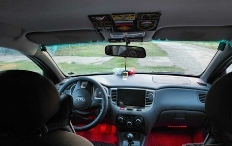 KIA Rio II, 2010 год, 600 000 рублей, 6 фотография