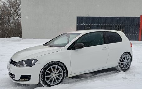 Volkswagen Golf VII, 2014 год, 930 000 рублей, 4 фотография