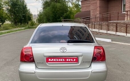 Toyota Avensis III рестайлинг, 2003 год, 735 000 рублей, 6 фотография