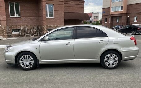 Toyota Avensis III рестайлинг, 2003 год, 735 000 рублей, 8 фотография