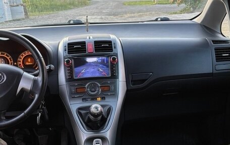 Toyota Auris II, 2008 год, 825 000 рублей, 2 фотография