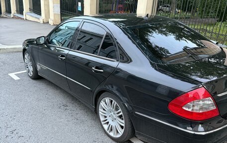 Mercedes-Benz E-Класс, 2008 год, 1 300 000 рублей, 2 фотография