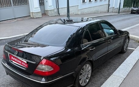 Mercedes-Benz E-Класс, 2008 год, 1 300 000 рублей, 4 фотография