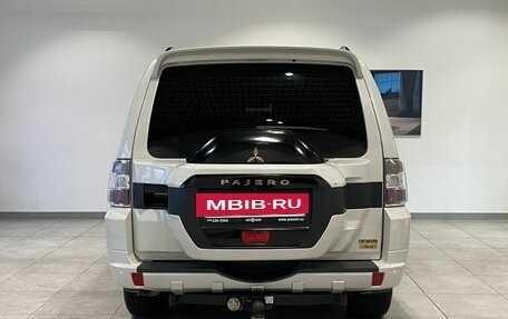 Mitsubishi Pajero IV, 2019 год, 3 639 000 рублей, 6 фотография