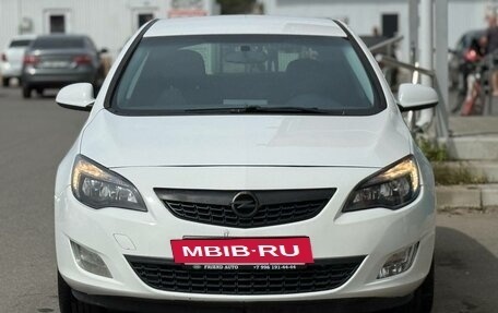 Opel Astra J, 2011 год, 549 121 рублей, 8 фотография