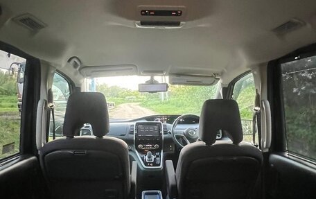 Nissan Serena IV, 2018 год, 1 900 000 рублей, 8 фотография