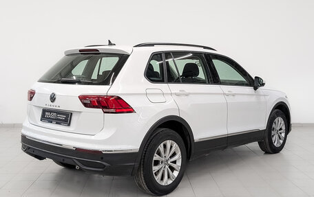 Volkswagen Tiguan II, 2021 год, 1 720 000 рублей, 5 фотография