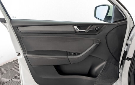 Skoda Rapid II, 2020 год, 1 250 000 рублей, 19 фотография