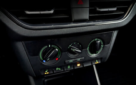 Skoda Rapid II, 2020 год, 1 250 000 рублей, 26 фотография