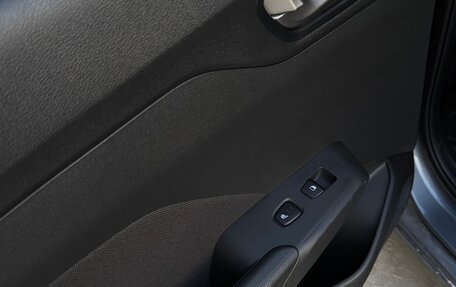 Hyundai Solaris II рестайлинг, 2019 год, 1 300 000 рублей, 7 фотография