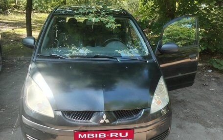 Mitsubishi Colt VI рестайлинг, 2006 год, 285 000 рублей, 1 фотография