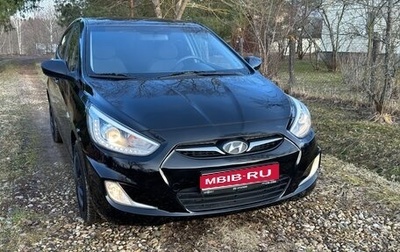 Hyundai Solaris II рестайлинг, 2013 год, 1 150 000 рублей, 1 фотография