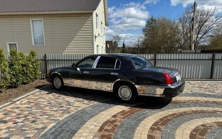 Lincoln Town Car III рестайлинг, 1999 год, 870 000 рублей, 8 фотография