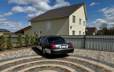 Lincoln Town Car III рестайлинг, 1999 год, 870 000 рублей, 6 фотография