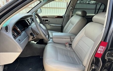 Lincoln Town Car III рестайлинг, 1999 год, 870 000 рублей, 13 фотография