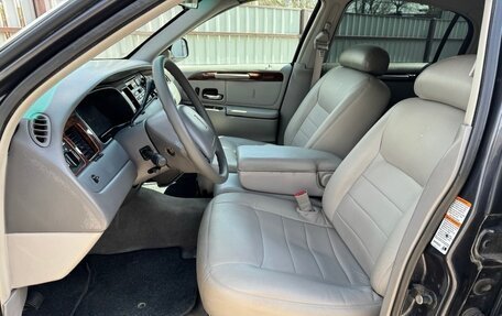 Lincoln Town Car III рестайлинг, 1999 год, 870 000 рублей, 20 фотография
