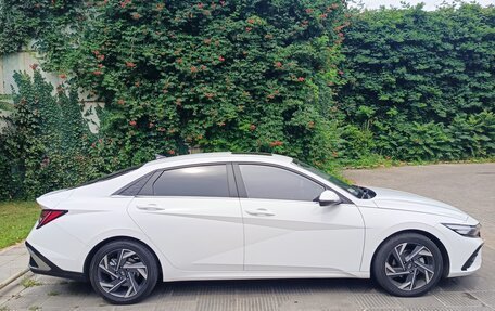 Hyundai Elantra, 2023 год, 2 450 000 рублей, 7 фотография