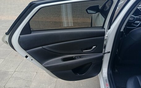 Hyundai Elantra, 2023 год, 2 450 000 рублей, 11 фотография