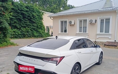 Hyundai Elantra, 2023 год, 2 450 000 рублей, 6 фотография