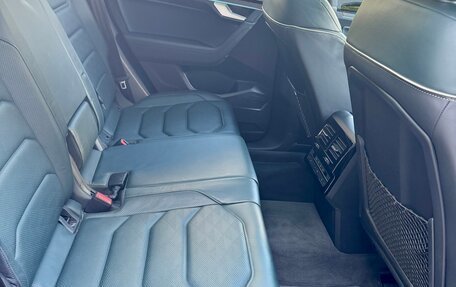 Volkswagen Touareg III, 2019 год, 6 800 000 рублей, 8 фотография