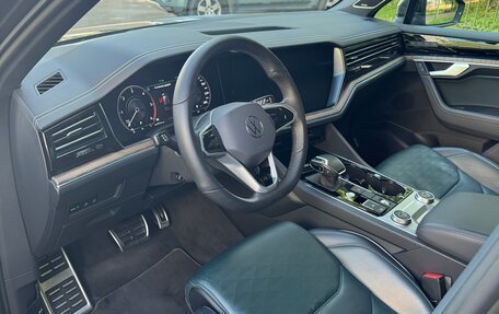 Volkswagen Touareg III, 2019 год, 6 800 000 рублей, 11 фотография